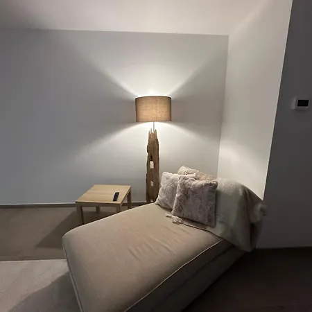 Neuf 2 Pour 4 Personnes Apartament *