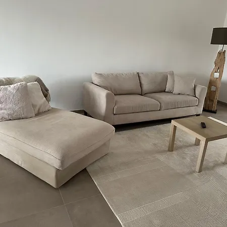 Neuf 2 Pour 4 Personnes