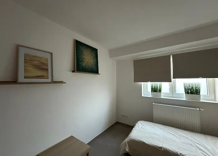 Neuf 2 Pour 4 Personnes * Mons